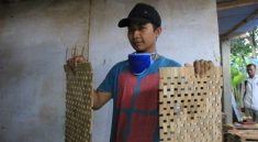 Kerajinan Tangan Kayu