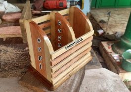 Kerajinan kayu sederhana