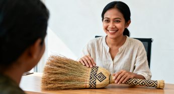 Menyingkap Keunikan Estetika Sapu Tradisional di Era Modern